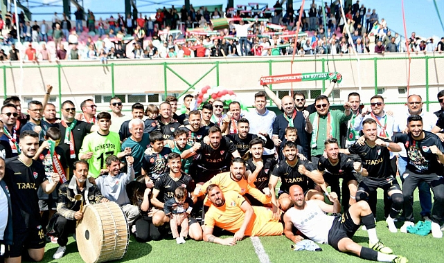 Şampiyon Ezinespor