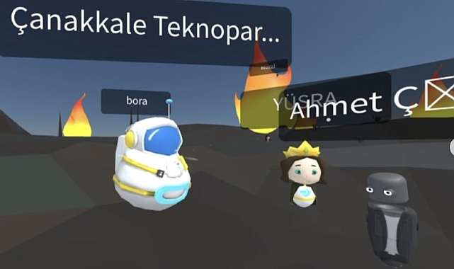 "Sosyal VR Ortamında Etkileşimli Çevrim İçi Bir Deneyim"