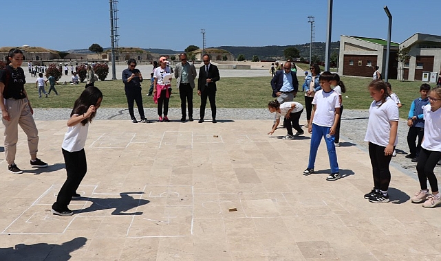 Tabyalarda "Geleneksel Çocuk Oyunları Şenlikleri"