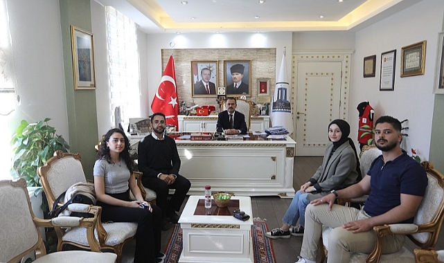 Vali Aktaş, ÇOMÜ Kariyer ve Gelişim Kulübü'nü ağırladı