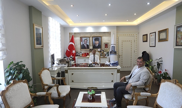 Vali Aktaş makamında Başkan Madak'ı ağırladı