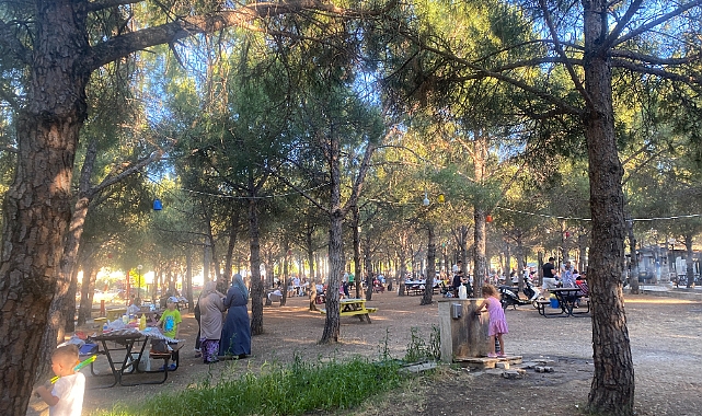 1 piknik masası 150 TL!