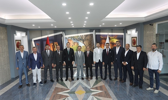 AK Parti heyetinden Vali Aktaş'a ziyaret