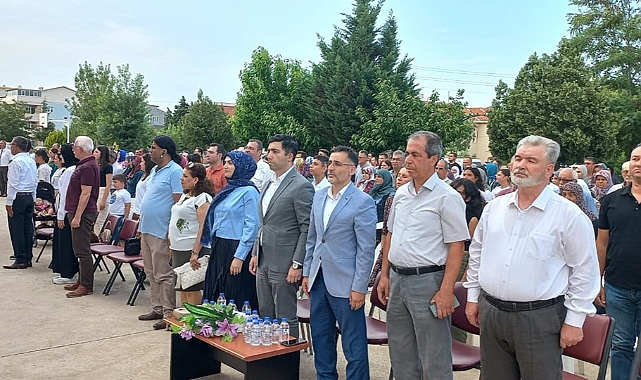 Alper Taş, Mustafa Gülşen Çınaroğlu Anadolu Lisesi mezuniyet törenine katıldı