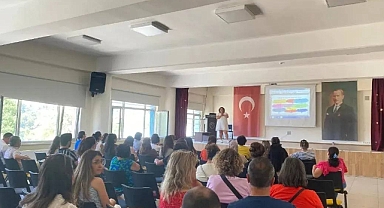 Ayvacık İlçe Sağlık Müdürlüğü'nden öğretmenlere sağlık semineri