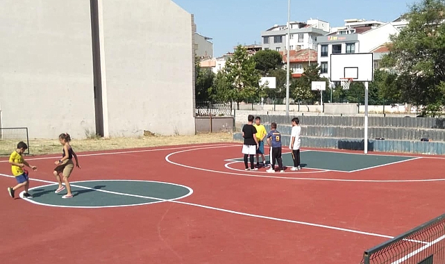 Barbaros Muhtarlık Parkı'nda yenileme çalışmaları