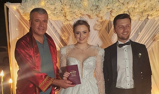 Başkan Elbi nikah kıydı