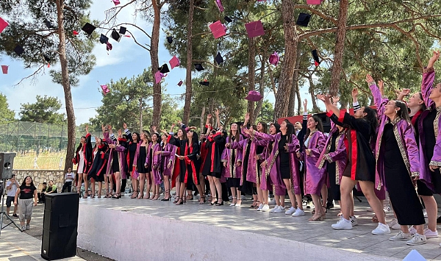 Bayramiç Atatürk Anadolu Lisesi'nde mezuniyet töreni gerçekleştirildi