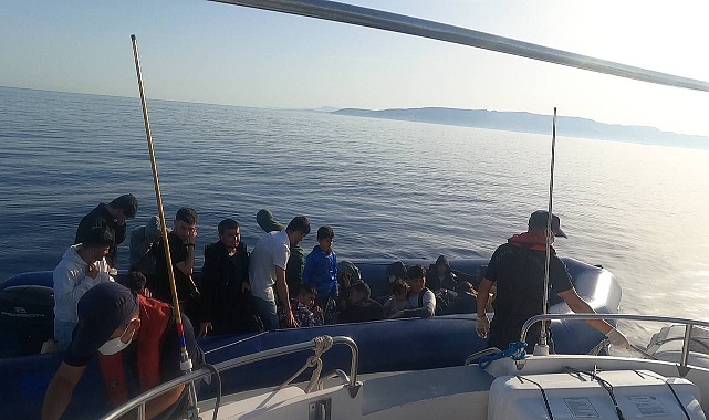 Çanakkale açıklarında 21 düzensiz göçmen