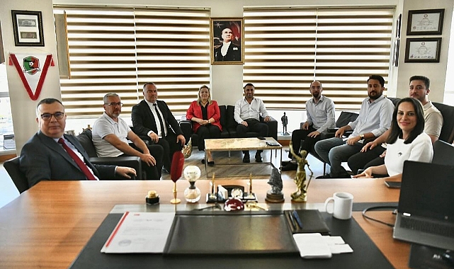 Çanakkale Baro Başkanı Av. Hande Keskin ve yönetimi  Birol Arslan'ı ziyaret etti