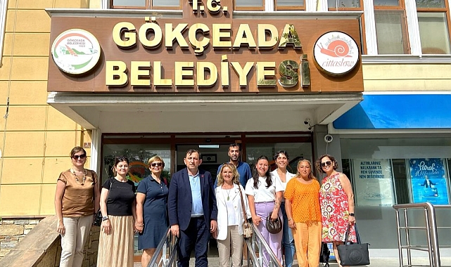 Çanakkale CHP Kadın Kolları'ndan Gökçeada ziyareti
