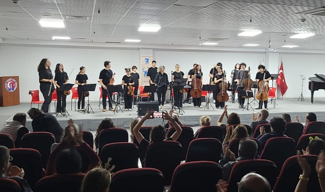 Çocuk Kültür Evi Orkestrası beğeni topladı