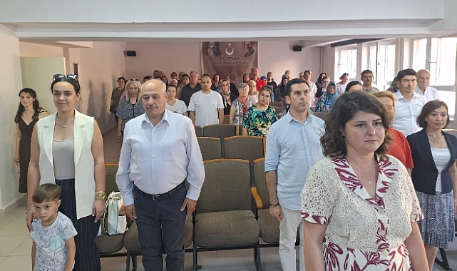 Eceabat’ta Türk Sanat Müziği Korosu konseri düzenlendi