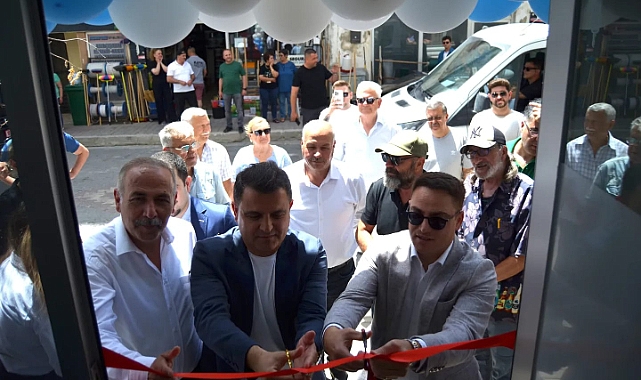 Eceabat'ta yeni açılan diş kliniği hizmete girdi