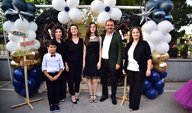 Erdinç Dolu ve Eşi Şenay Yerli Dolu, Hamdibey Ortaokulu mezuniyet töreninde