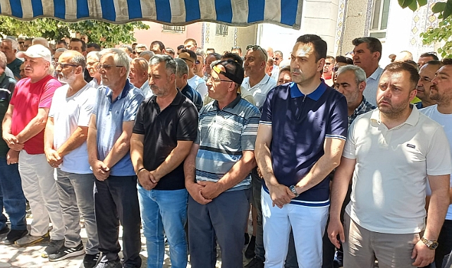 Fatma Gazoğlu Ezine'de son yolculuğuna uğurlandı