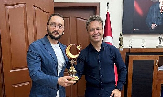 Gelibolu Belediyesi, iş insanı ve müzisyen Volkan Yıldırım'ı misafir etti