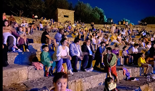 Gökçeada’da çocuklar için büyülü bir film gösterimi