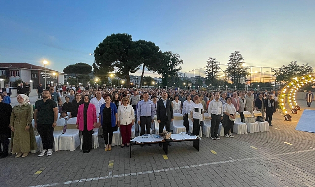 İÇDAŞ Fen Lisesi'nde mezuniyet töreni gerçekleştirildi