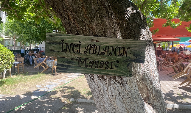 İnci Ablanın Masası