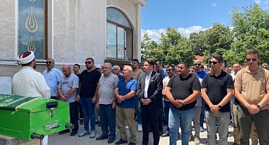 Musa Göktaş, Çakıroba köyü'nden Kadriye Kılıç'ın cenaze namazına katıldı