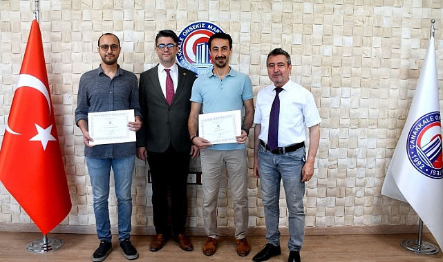 Rektör Erenoğlu, YBB Kalite Geliştirme Ödülleri’ni takdim etti
