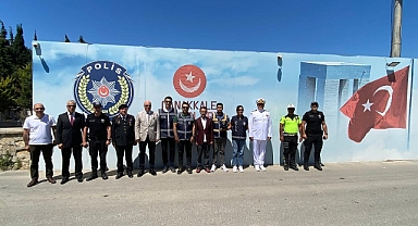 Vali Aktaş'tan polis uygulama noktalarına bayram ziyareti