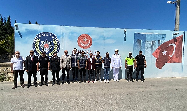 Vali Aktaş'tan polis uygulama noktalarına bayram ziyareti