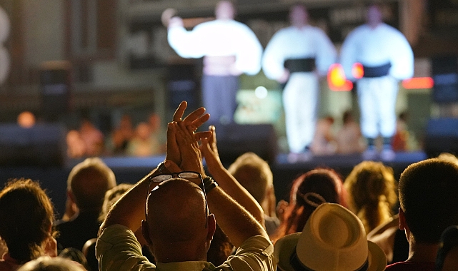 1. Uluslararası Eceabat Kültür ve Sanat Festivali ilgi gördü