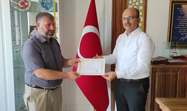 Abacı, diyanet personelini başarı belgesi ile onurlandırdı
