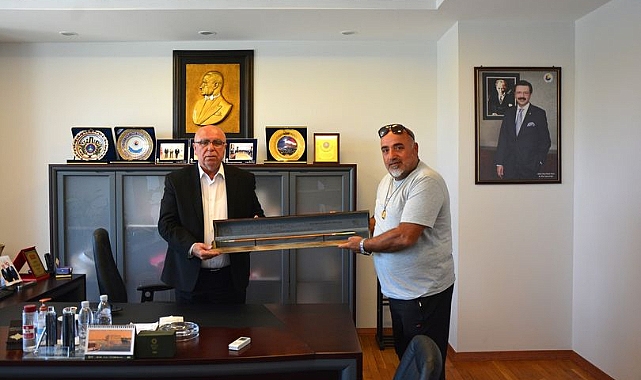 Antrenör Yazıcı'dan Başkan Deniz'e ziyaret