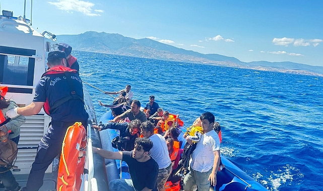 Ayvacık açıklarında düzensiz göçmenler için operasyon