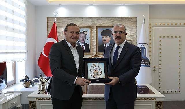 Başkan Öztürk'ten Vali Toraman'a ziyaret