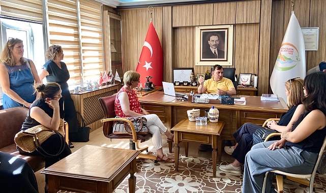 CHP Kadın Kolları'ndan Gökçeada Belediyesine ziyaret