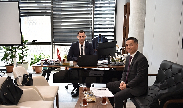 Çin Başkonsolos Yardımcısı Jıan'dan Çanakkale Belediyesi'ne ziyaret