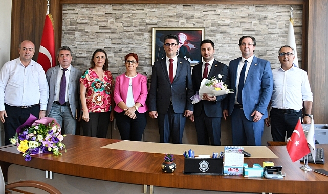 ÇOMÜ Sosyal Bilimler MYO'da devir teslim töreni
