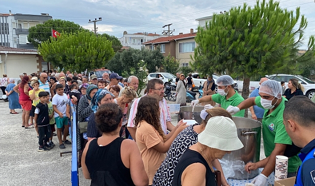 Dalyan Pazarında aşure hayrı