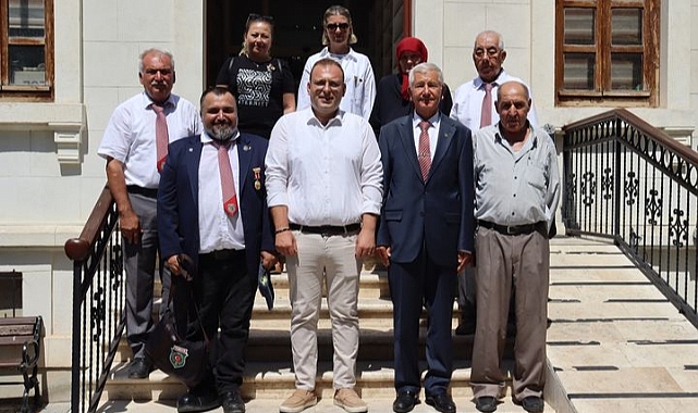 Doğan Tuna, Türkiye Harp Malulü Gaziler, Şehit Dul ve Yetimleri Derneği üyelerini ağırladı