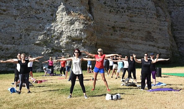 Gelibolu Belediyesi'nden spor severlere aerobik dersleri
