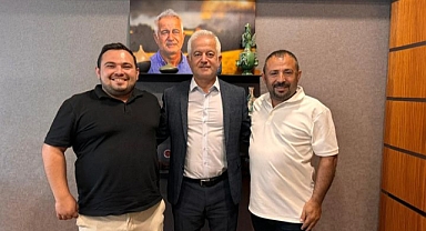 Gelibolu'dan genç girişimciler İsmet Güneşhan'ı ziyaret etti