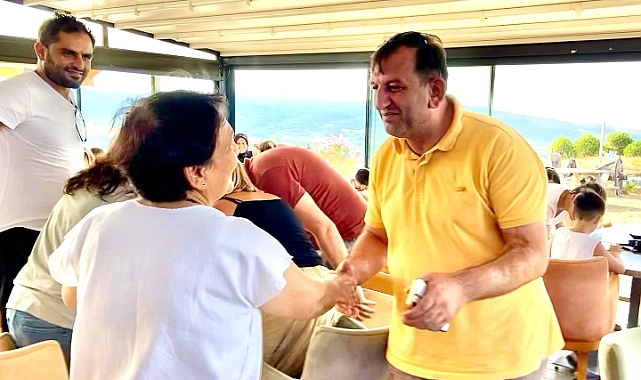 Gökçeada'da aşure ikramı etkinliği