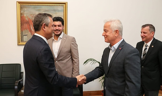Güneşhan, Özgür Ceylan ve Küçükkuyu Belediye Başkanı Muttalip Gürel ile görüştü