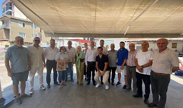 İYİ Parti Çanakkale İl Başkanlığı ve Merkez İlçe Başkanlığı'ndan aşure ikramı