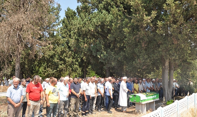Kaymakam Kayabaşı'ndan Nebi Peçen'in cenaze törenine katılım