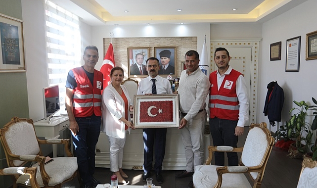 Kızılay Çanakkale Şubesinden Vali Aktaş'a ziyaret