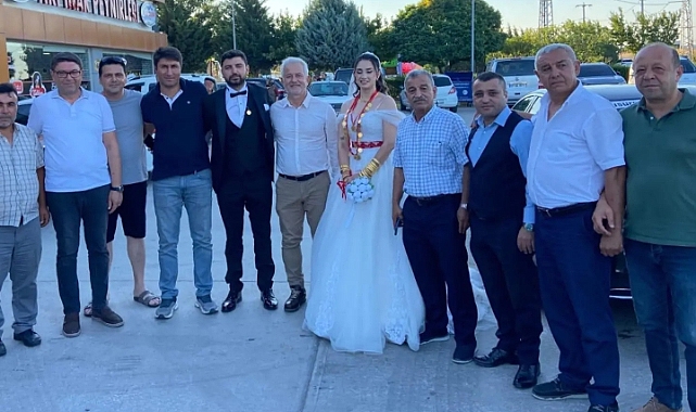 Milletvekili Güneşhan çiftlerin mutluluğuna ortak oldu