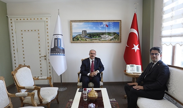 Rektör Erenoğlu'ndan Vali Toraman'a ziyaret