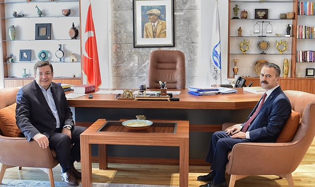 Vali Aktaş'tan Başkan Erkek'e veda ziyareti