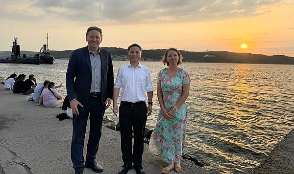 Wu Jıan'dan ÇARO'ya ziyaret