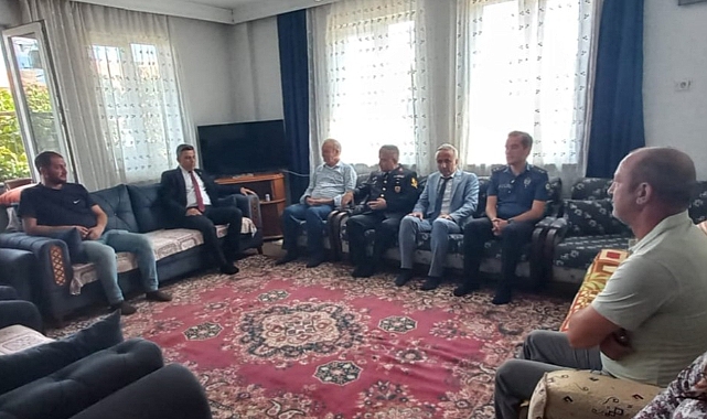Bayramiç Kaymakamı Emrah Bütün’den şehit ailelerine ziyaret